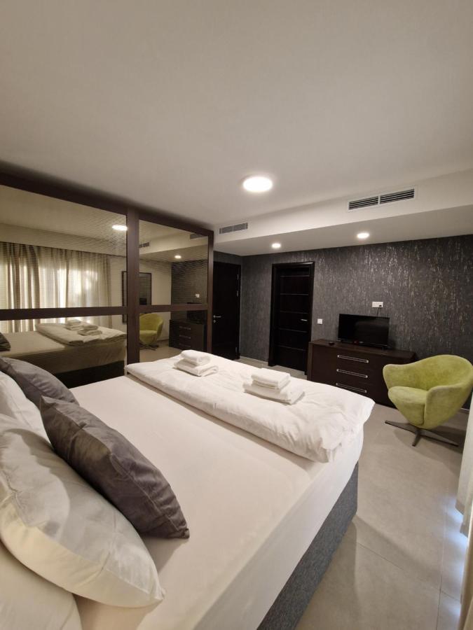 Korzo Suites St. Julian'S Dış mekan fotoğraf