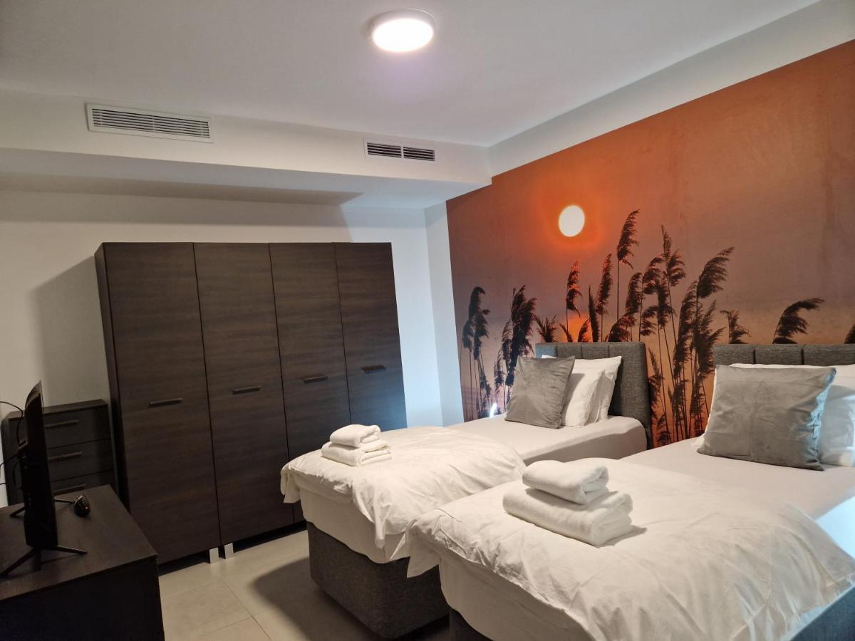 Korzo Suites St. Julian'S Dış mekan fotoğraf